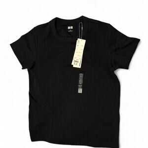 Uniqlo black cotton t shirt